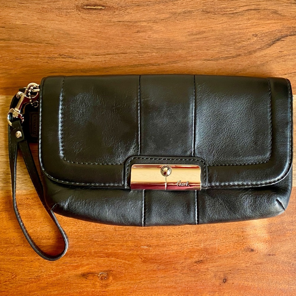 Coach Kristin Black Leather Wristlet/Clutch